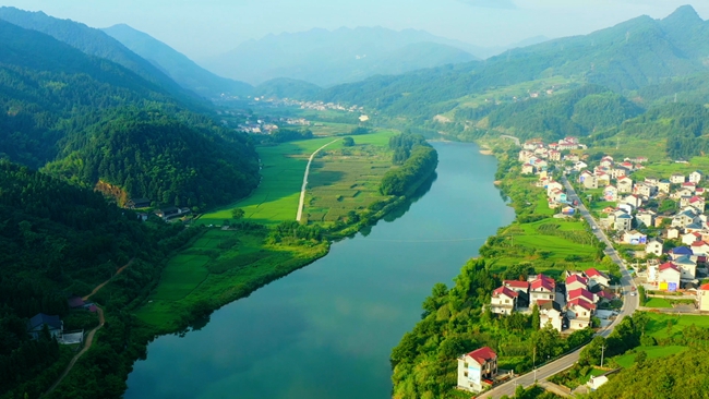 【飞阅中国】绿水青山白竹坡